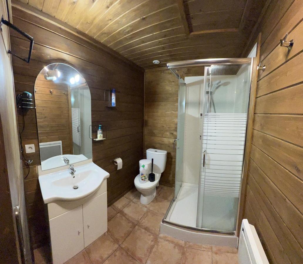 Chalet 6A Dans Les Pyrenees Proche D'Andorre LʼHospitalet-près-lʼAndorre Exterior foto