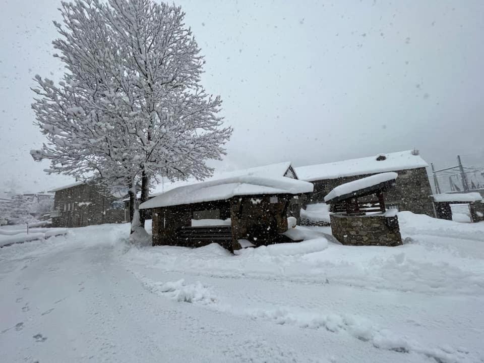 Chalet 6A Dans Les Pyrenees Proche D'Andorre LʼHospitalet-près-lʼAndorre Exterior foto